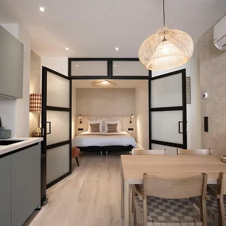 Four Star - Badhuisstraat 6