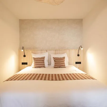 Lejlighedshotel Four Star - Badhuisstraat 6 *