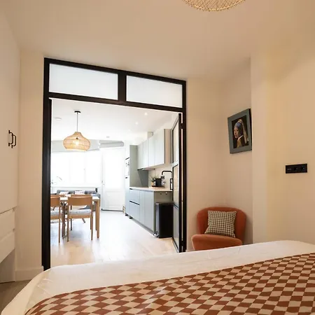 Lejlighedshotel Four Star - Badhuisstraat 6 Haag